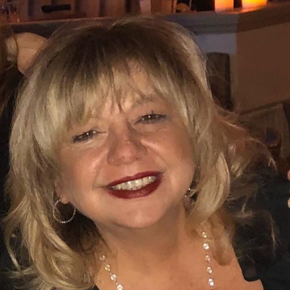 Meet your Posher, Elizabeth - Picture 1 of 1